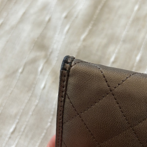 Kenneth Cole Reaction Metallic Bi-Fold Envelope Wallet - Picture 7 of 7